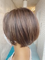 ジーナハーバー(JEANA HARBOR)&nbsp;ハイライトカラーで大人かわいいショートボブ☆jeanaharbor清水