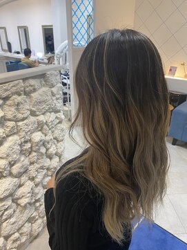 アンジュベイナハ (Ange Bay NAHA) コントラストハイライト