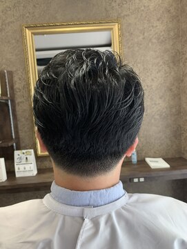 ネクサスアンドコー 浦安店(NEXUS&Co.) 王道ツーブロック×アイロンパーマ <理容室>