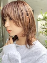 ビュートリアム 南青山(BEAUTRIUM)&nbsp;ミディアムレイヤー ウルフ顔まわりレイヤー 表参道青山20代30代