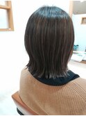 ハイライト×切りっぱなしボブ