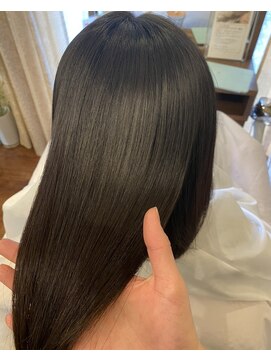 ヘア ミーツ ドレス プレローマ(HAIR meets dress pleroma) 美髪トリートメントエステ