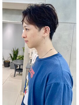 ヴェイン 渋谷(vain) ツーブロック刈り上げメンズスタイル 短髪