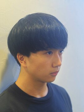 フィアート ヘアドレッシング サロン(Fiato Hairdressing Salon) 学生マッシュショート黒髪