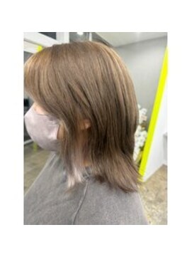 ファン(FUN) カラー/ブリーチ/ダブルカラー/リタッチ/韓国/ハイトーン/柏