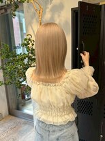 ヲタク(wotaku.)&nbsp;ミルクティーベージュトリプルカラーケアブリーチハイトーンボブ