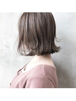 ギークス(GEEKS)&nbsp;【GEEKS渋谷】アッシュベージュ/くびれボブ/初ブリーチ/レイヤー