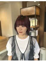 オーシー 四ツ井店(O'sea)&nbsp;ワインレッド×黒×ぱっつん前髪