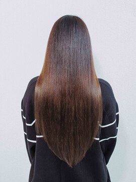 ナウラ(Naurra) 艶髪ロングレイヤー/20代/30代/40代/水島/倉敷