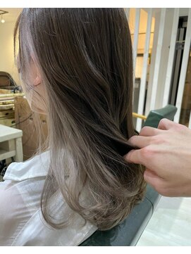 アクト 十条店(ACT) ミルクティーグレージュ/インナーカラー/グレージュ