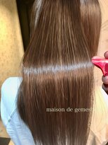 メゾン ドゥ ジェメシェラ(Maison de gemeshe'ra)&nbsp;#絹髪　#美髪　gemeshe'ra戸惑う程色気chamomilelong