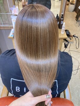 スアバイキキ(SuA by kiki.) レイヤーボブ/外ハネボブ/大人ショート/ニュアンスカラー[千葉〕