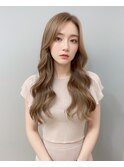 ベージュグレー黒髪レイヤーくびれヘア小顔10代20代30代40代
