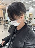 毛流れハンサムショートセンターパートインナーカラー