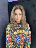 ラルガ 黒崎(Raruga)&nbsp;ハイライトカラーミルクティーベージュレイヤーカット