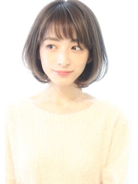 レウナ 外苑前(Reuna) 大人可愛くニュアンス毛先ワンカールボブ　浜辺美波風