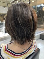 ジンジャー(GINGER)&nbsp;ボブウルフ×ハイライト×グレーカラー×トリートメント