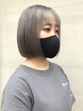 ヘアー アイス ルーチェ(HAIR ICI LUCE) グレーカラー　シルバー　ペールカラー　担当中西
