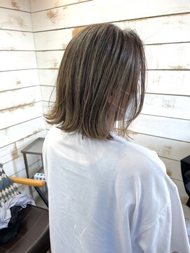 ハーツ(Heart's) 白髪ぼかしハイライト大人ショート【髪質改善/脱白髪染め】