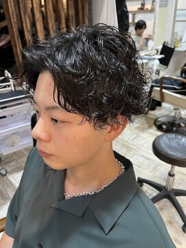 ティアラ 桜木町(TIARA) 波巻きパーマツイストパーマメンズツーブロック