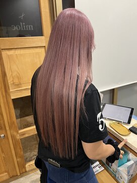 イロ バイ ミロク(ILO by miloc) ピンクベージュ