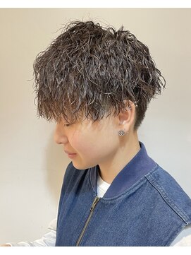 フリーク バーバーショップ 都島店(FREAK BARBER SHOP) 王道無造作ツイストスパイラルパーマツーブロックマッシュ