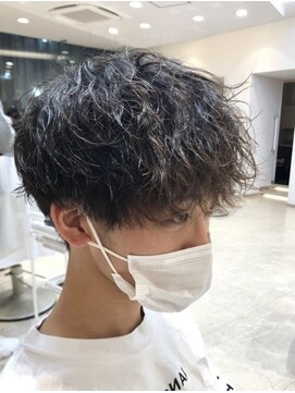 シュヴー 浦安店(CHEVEUX) ツーブロックツイストスパイラルマッシュショート