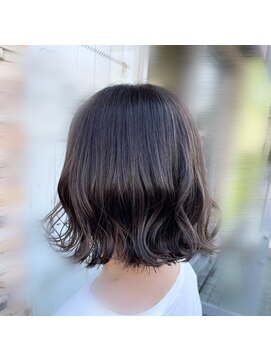 カスミ(kasumi) 外ハネボブ×ゆるふわ巻き