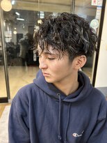 ラック 津田沼(LUCK)&nbsp;ダークアッシュ/アッシュブラック/カルマパーマ/ベリーショート