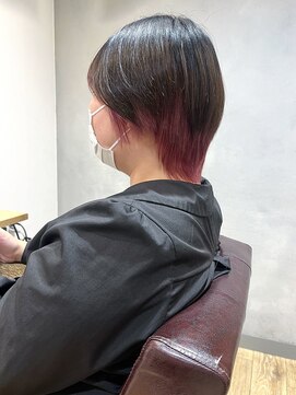 エミス バイ メルト 吉祥寺(emis by melt) 【吉田江梨】ピンクインナーカラーケアブリーチ暖色人気ショート