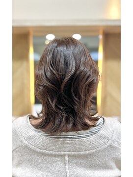 サムソンアンドデリラ 江南店 ラベンダーベージュ