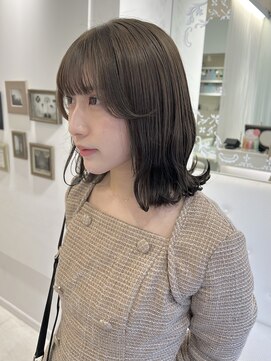 パーヴミックス アリー(Parve Mix ALLY) 大人可愛い／ゆるレイヤー／ブラウンベージュ