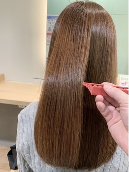 コロル(Color)の写真/【星ヶ丘駅1分】丁寧なカウンセリング×髪質改善！ダメージレスでナチュラルなストレートヘアに♪