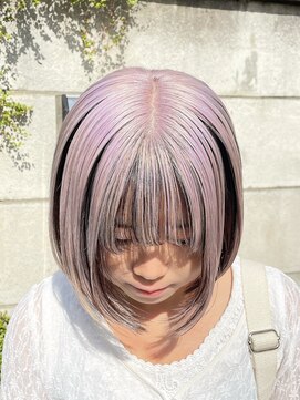 ジーナ オモテサンドウ(XENA) ホワイトカラー×アンブレラカラー×デザインカラー×ブリーチ