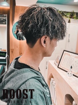 ルースト 渋谷店(ROOST) MEN’S HAIR/波巻ツイストスパイラル/フェザーパーマ/渋谷美容院