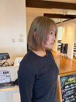 マリブ ヘアリゾート 伊勢崎本店(malibu hair resort)&nbsp;rina ブリーチありのミルクティーベージュ