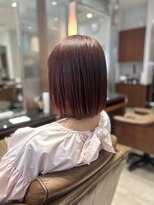 モザミ(MOZAMI)&nbsp;伸びても気になりにくいピンクカラーの結べるボブスタイル