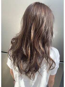 グランドライン(GRAND LINE) ハイライトくすみカラー　ヘルシーロング　YUTAKA