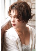 大人可愛い20代30代40代黒髪前下がりひし形小顔ボブ丸みショート
