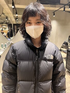 ビビト(bibito) bibitoウルフカット　ウェーブパーマ　くるくるパーマ　レイヤー