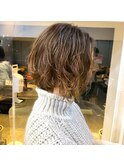 ショートボブにパーマ　おしゃれ度アップ