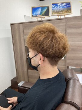 シュン(SHUN) ツイストスパイラルパーマandトリートメントカラー