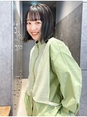 外ハネミディ_アースカラーくびれヘアツートンカラー_39124