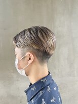 ナタリー(Natalie)&nbsp;刈り上げ×ブリーチカラー