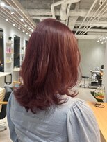 アメリ(ameri)&nbsp;【ameri satomi】くびれミディ×ピンクカラー