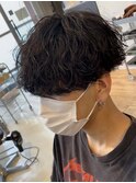 波巻きスパイラルパーマツーブロックツイストパーマメンズヘア