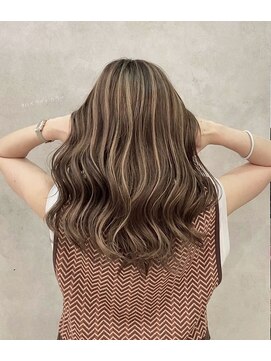 トゥルース 上野店(TRUTH) #コントラストハイライトカラー