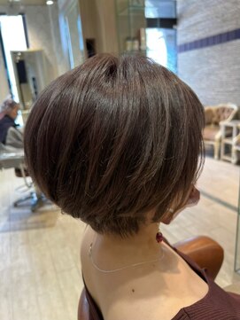 ビスイル 秋葉原店(Vis ill) くびレイヤーエモージュピンクベージュマチルダボブミディ前髪