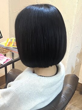 アティック(attic) ショートボブ/ボブ/ミディアム/ヘアドネーション/レイヤーカット