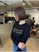 セクシーな艶ブラウンボブ
